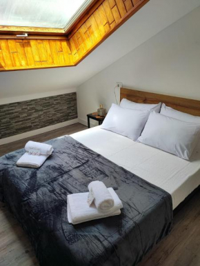 CarreraHouses Aroux
